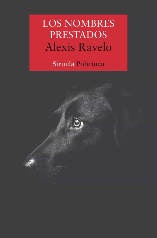 Cubierta de un libro con foto en blanco y negro de perfil de cabeza de perro negro sobre fondo negro.