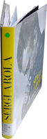 Libro de Sergi Arola con lomo amarillo y fotografía en la portada. 