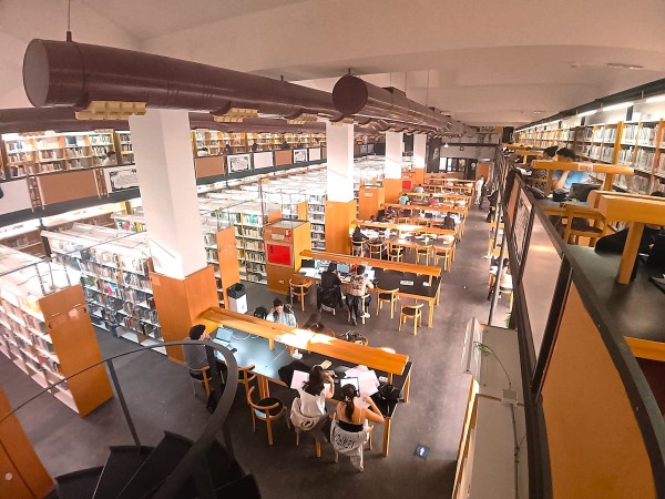 Biblioteca del Obelisco