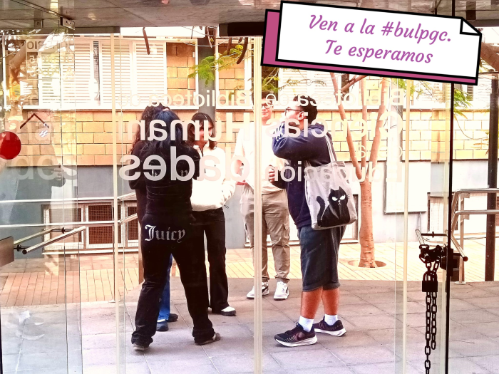 Entra Biblioteca del Obelisco