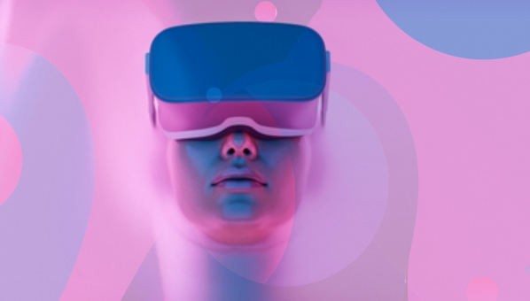 Mujer con gafas de realidad virtual 