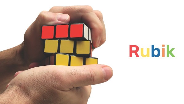 Exposición INGenio3 de Rubik, en la Escuela de Ingeniería Informática